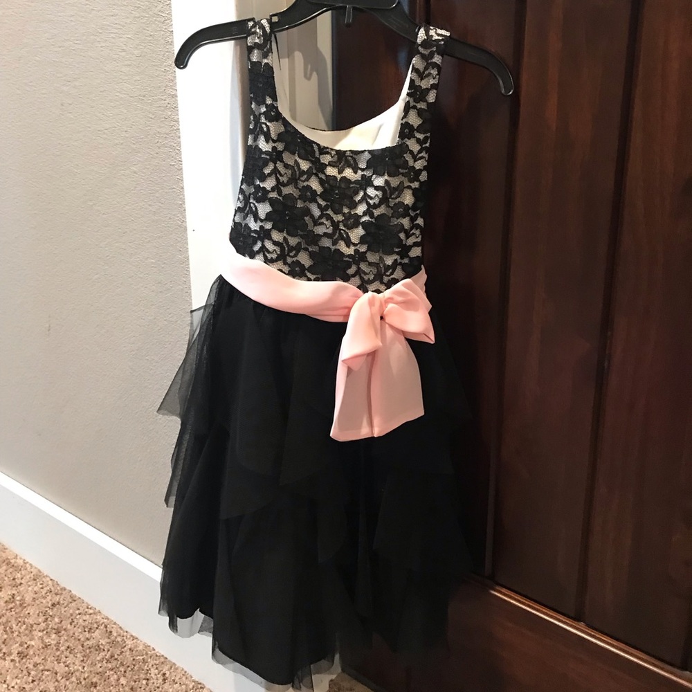 Girl’s Formal Dress